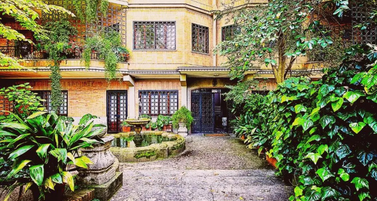 Vatican House Apartment