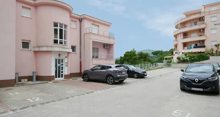 Apartment Tramontana With Sea View