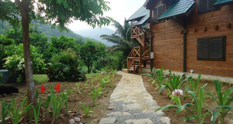 Lemongrass Lodge