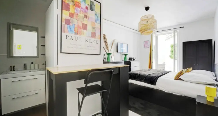 Charming Studio 2p Batignolles