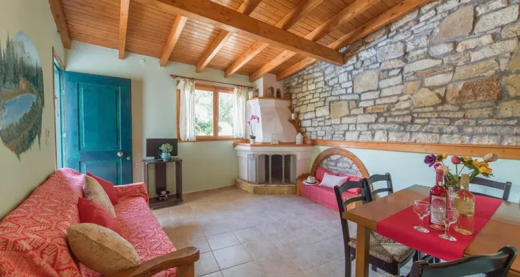 Marguerita House In Paxi