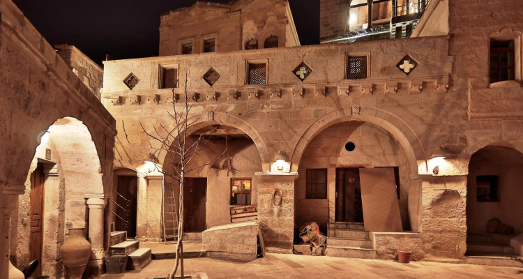 Tekkaya Cave Hotel