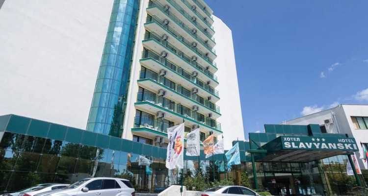 Slavyanski Hotel