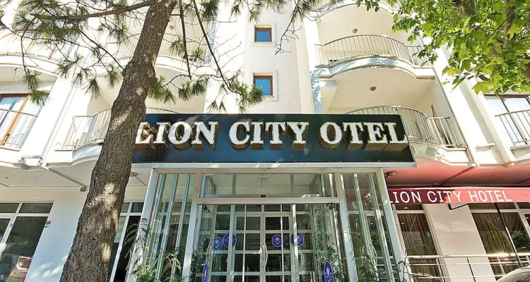 Lion City Otel