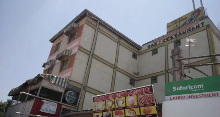 Maureen's Hotel
