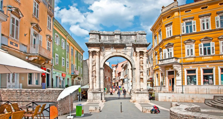 Istria Rosa In Pula Istrien