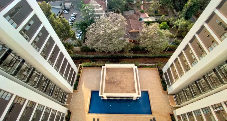 Lux Suites Astoria Apartments Lavington