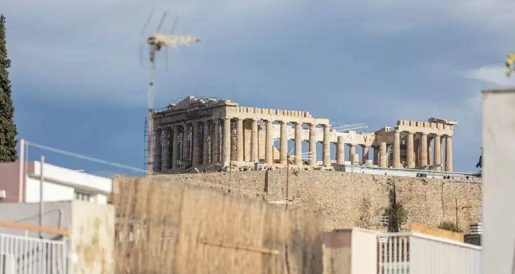 Acropolis View 3-bdrm With Rooftop Garden & Jacuzzi