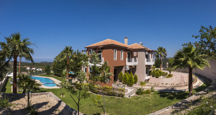 Athina Luxury Villas