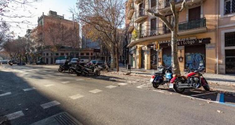 Stay U-nique Apartments Parlament