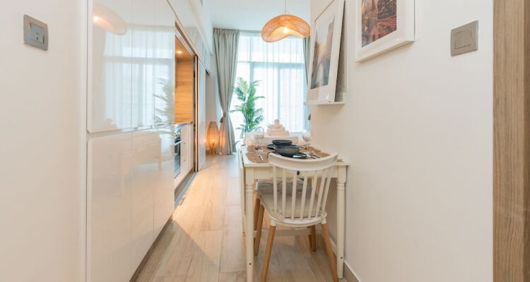 Stunning Apt Marina View With Balcony