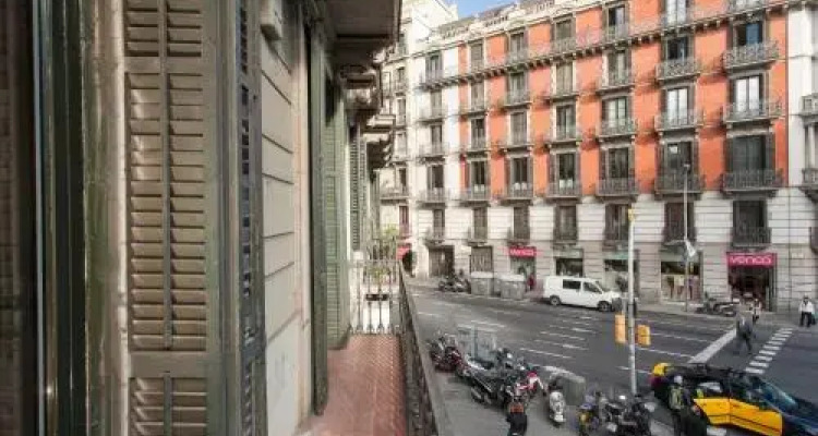 Key Plaza Cataluna Bliss