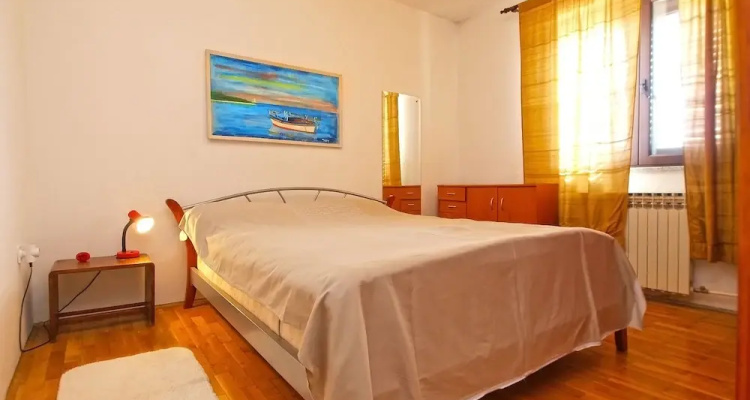 Apartment 1085