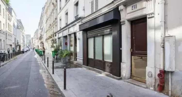 Superbe Appt Dans Le Quartier Des Batignolles