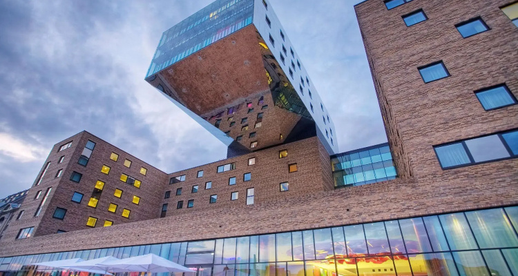 nhow Berlin Hotel — NH Hotels hotel