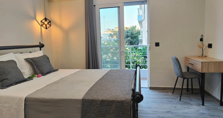 Calliope's Rhodes City Comfort