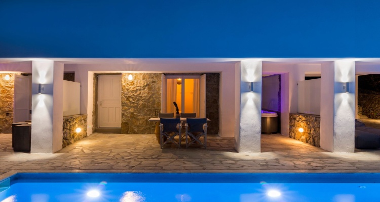 Amperian Mykonos Suites & Villas
