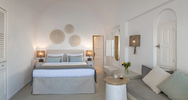 AQUA LUXURY SUITES