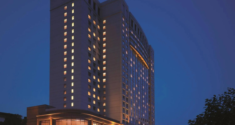 Shangri-La Wuhan — Shangri-La hotel