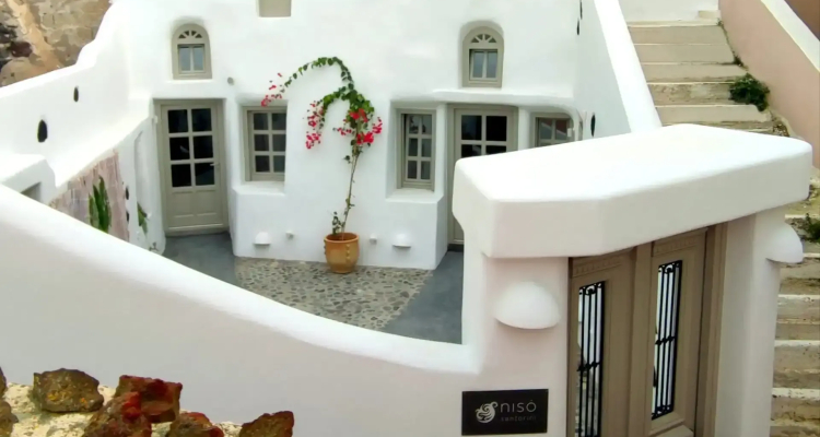 Niso Santorini