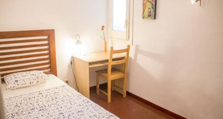 Sweet Bcn Three Bedroom Apartment