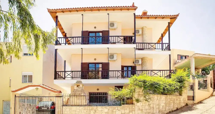 Amarandos Villa