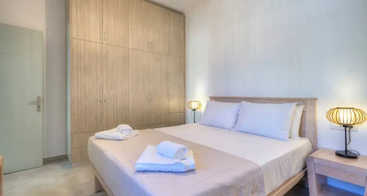 Erato City House