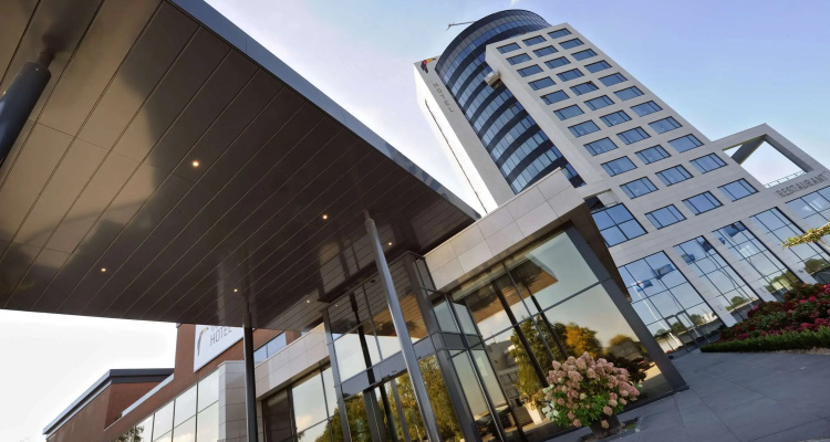 Van der Valk Hotel Tiel — Van der Valk hotel