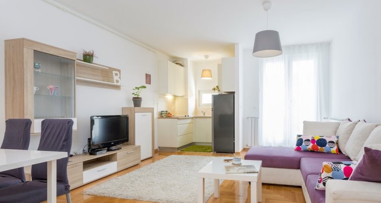 Cute and Sunny Studio in Zagreb With Balcony and Free Garage