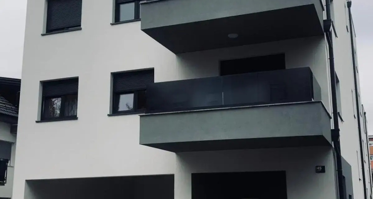 Jacuzzi Apartment Code 96