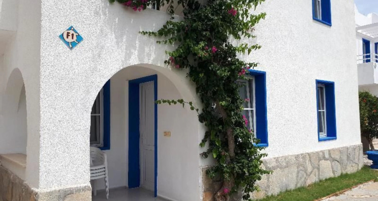 Paradise Apart Hotel