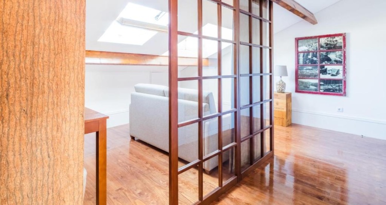 The Almada Flats