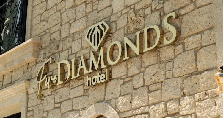 Five Diamonds Hotels