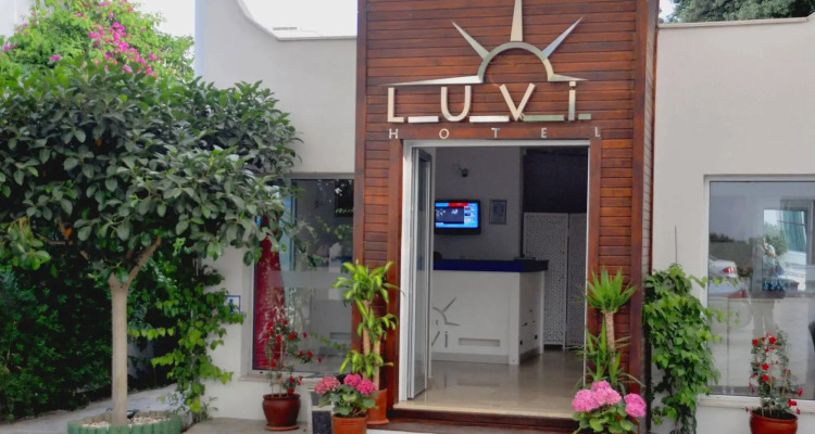 Costa Luvi Hotel
