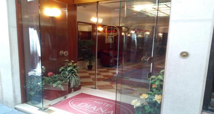 Hotel Diana