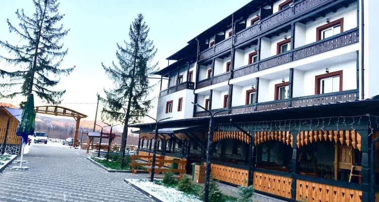 Cabana Sura Getilor Arinis