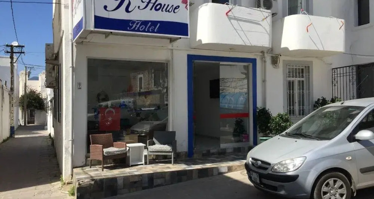 R House Hotel