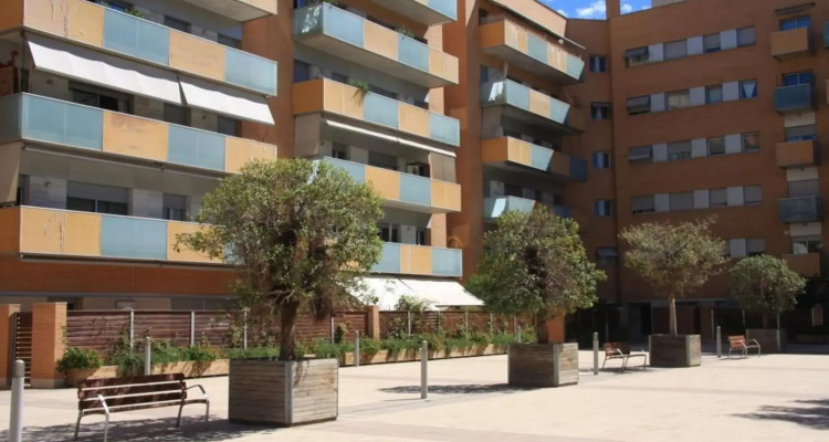 Suitur Barcelona Olympic