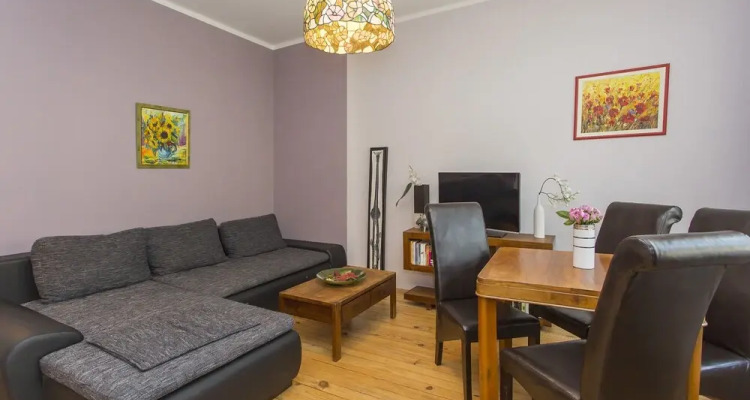 Colorful 2bdr Apartment In The City Center