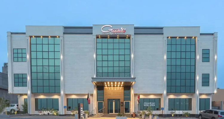 Seven Gardens Hotel