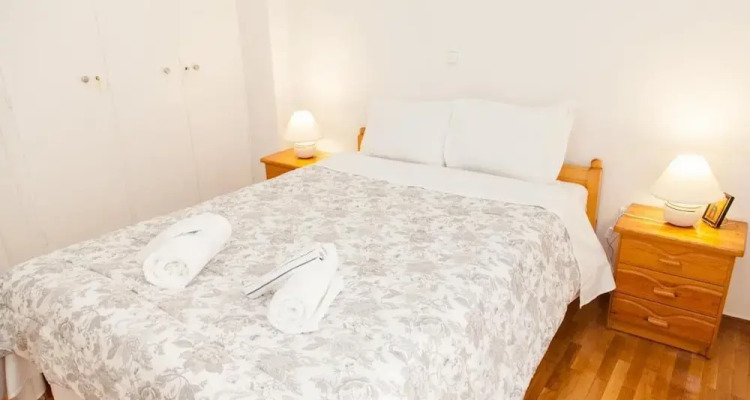 Cozy Apt With Lycabettus View