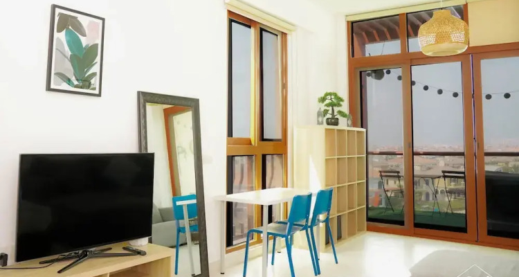 Stunning Palm Views Apt On The Beach Dubai