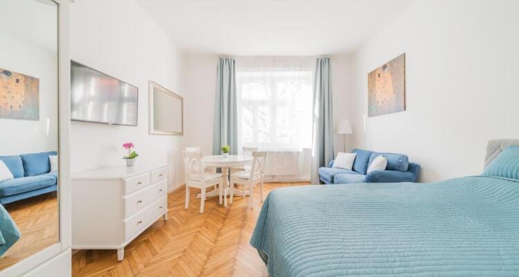 Herzlich Willkommen Kuss Die Hand 3