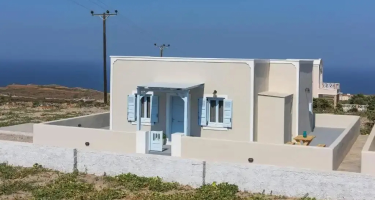 Ann Margo Santorini