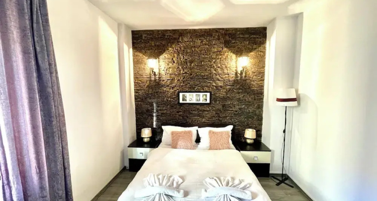 Tower Old City Apartment
