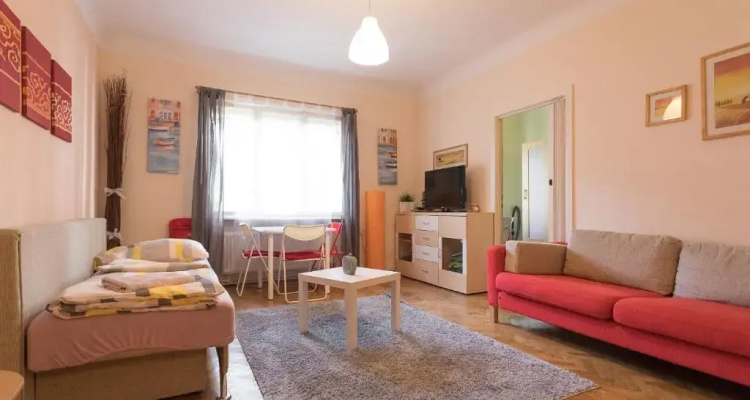 Cozy & Quiet Flat 12 Min To Center