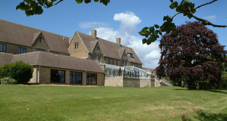 Cricklade House Hotel, Sure Hotel Collection by Best Western — Best Western hotel