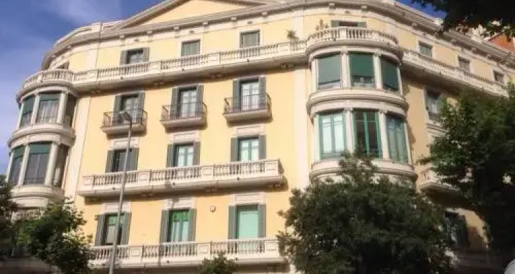 Bachome Gallery B & B