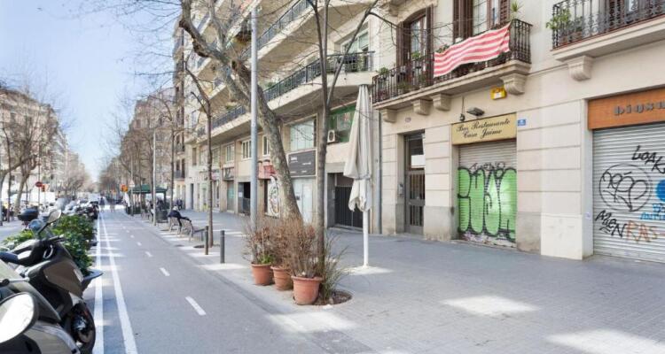 Stay U Nique Granados