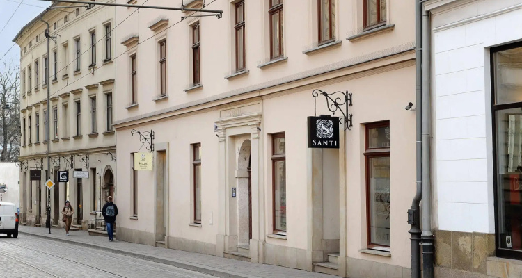 Hotel Santi